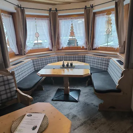 Apartment Apparthaus Alpina